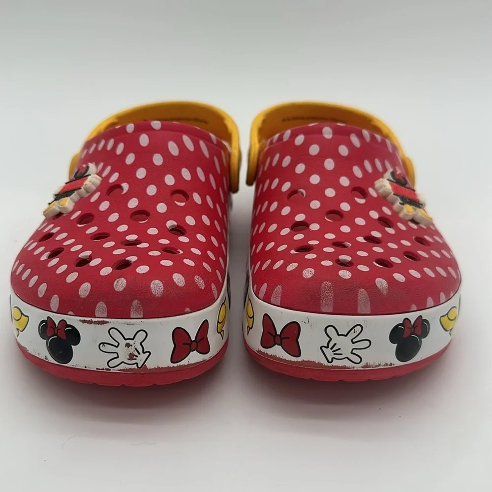 CROCS vibrant clogs